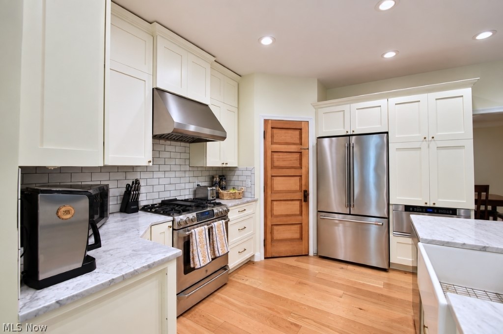 13537 Shirley Drive Leroy OH 44077