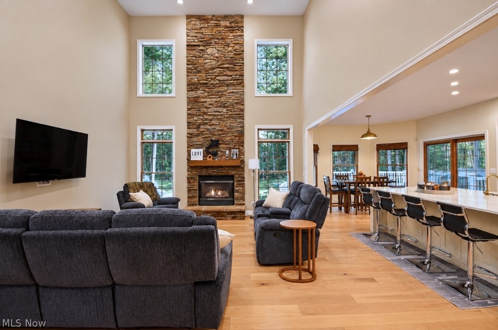 13537 Shirley Drive Leroy OH 44077