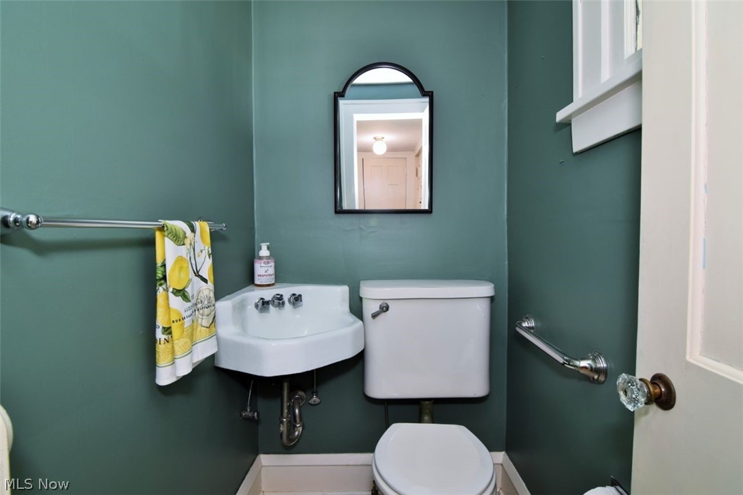3292 Braemar Road Shaker Heights OH 44120