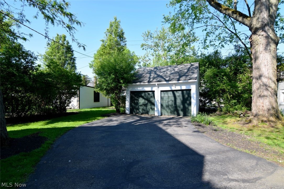 3292 Braemar Road Shaker Heights OH 44120