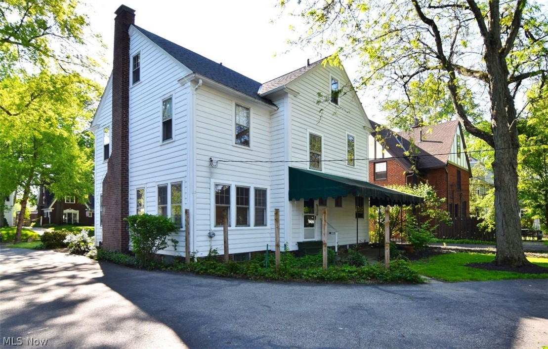 3292 Braemar Road Shaker Heights OH 44120