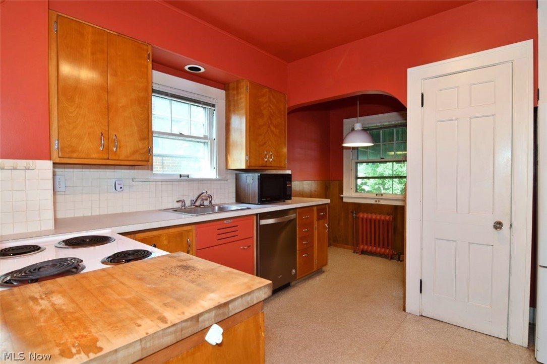 3292 Braemar Road Shaker Heights OH 44120