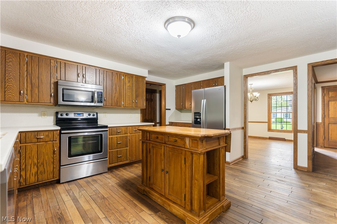 5787 Eastview Street Louisville OH 44641
