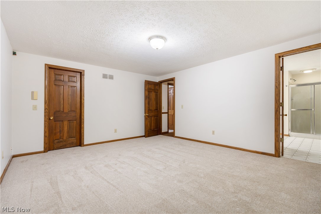 5787 Eastview Street Louisville OH 44641