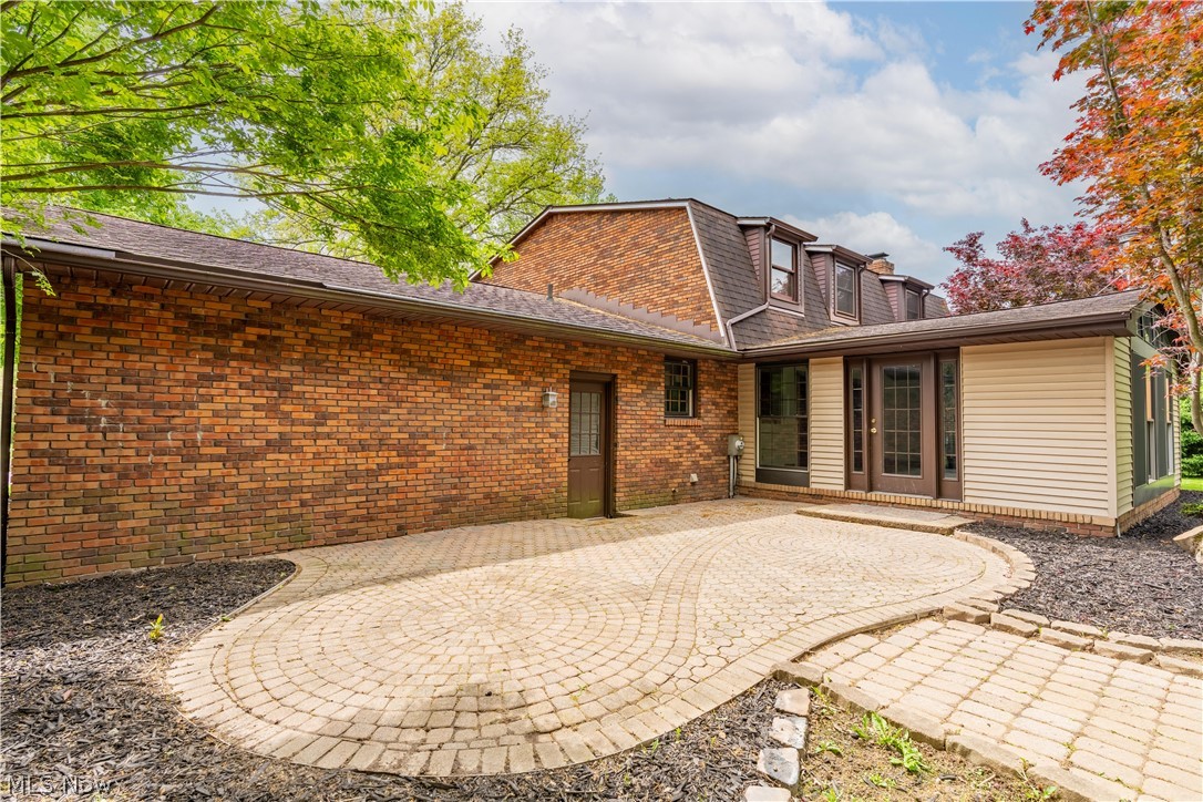 5787 Eastview Street Louisville OH 44641