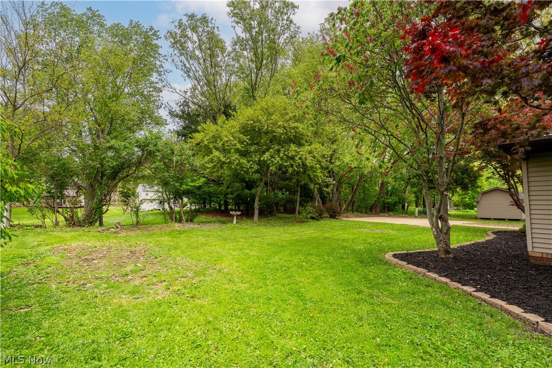 5787 Eastview Street Louisville OH 44641