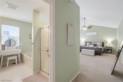 401 Norwich Drive Broadview Heights OH 44147