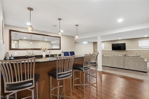 401 Norwich Drive Broadview Heights OH 44147
