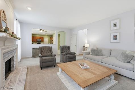 401 Norwich Drive Broadview Heights OH 44147