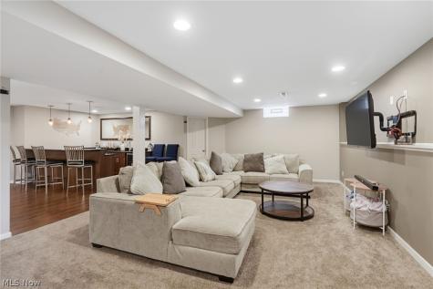 401 Norwich Drive Broadview Heights OH 44147
