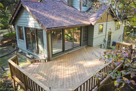 499 Bastogne Drive Akron OH 44303