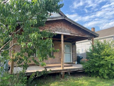 6311 Lansing Avenue Cleveland OH 44105
