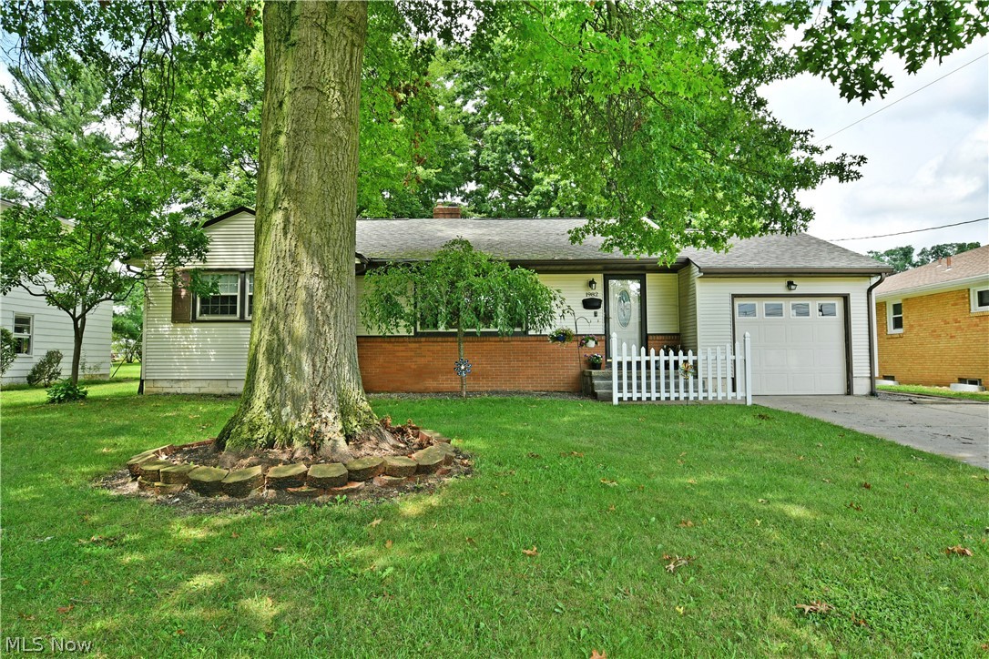 1982 Wendy Lane Poland OH 44514