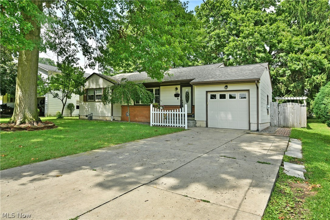 1982 Wendy Lane Poland OH 44514