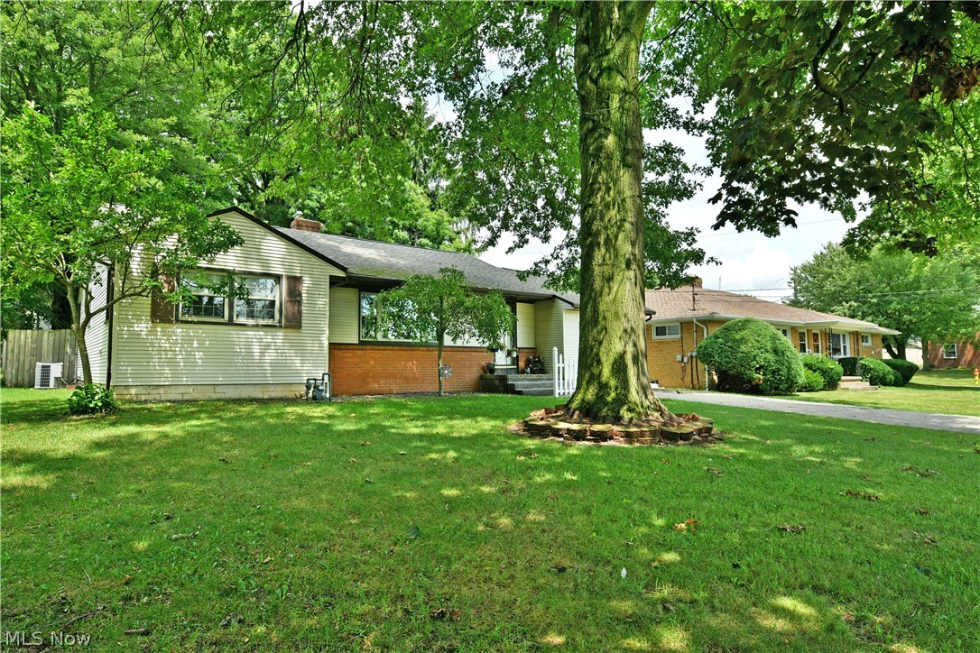 1982 Wendy Lane Poland OH 44514