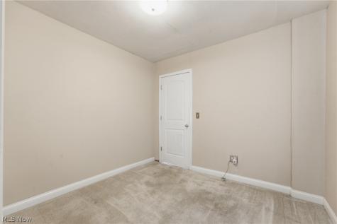 679 Saint Andrews Court Akron OH 44312