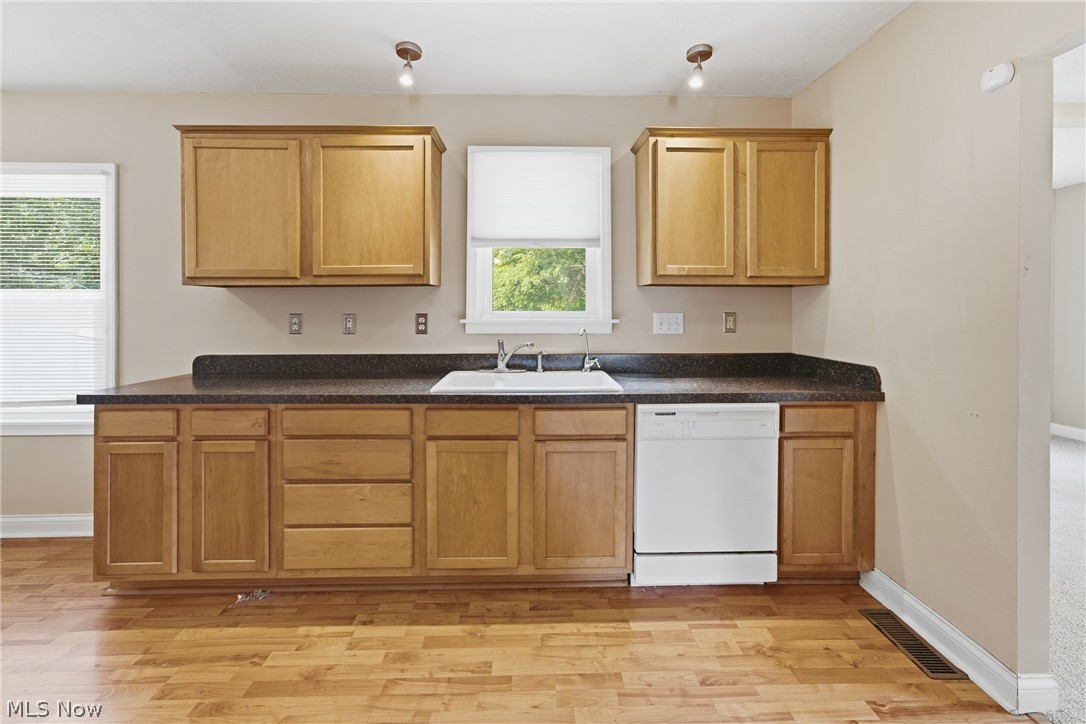 679 Saint Andrews Court Akron OH 44312
