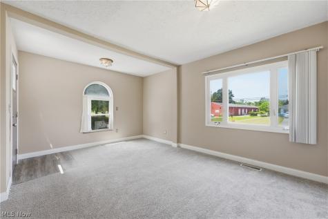 679 Saint Andrews Court Akron OH 44312