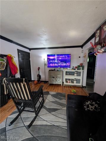 2567 E 38th Street Lorain OH 44055