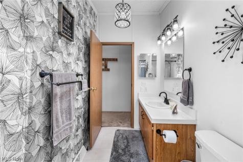43 Periwinkle Drive Olmsted Twp OH 44138