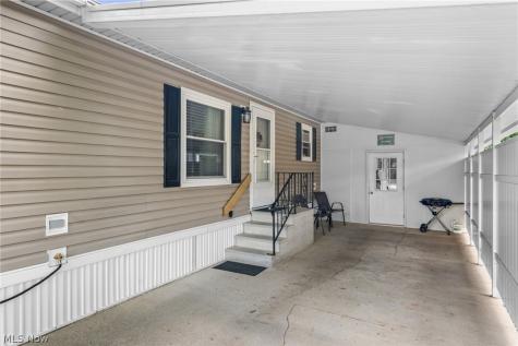 43 Periwinkle Drive Olmsted Twp OH 44138