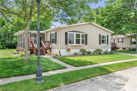 43 Periwinkle Drive Olmsted Twp OH 44138