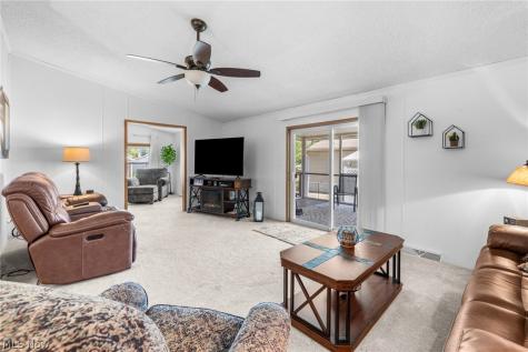 43 Periwinkle Drive Olmsted Twp OH 44138
