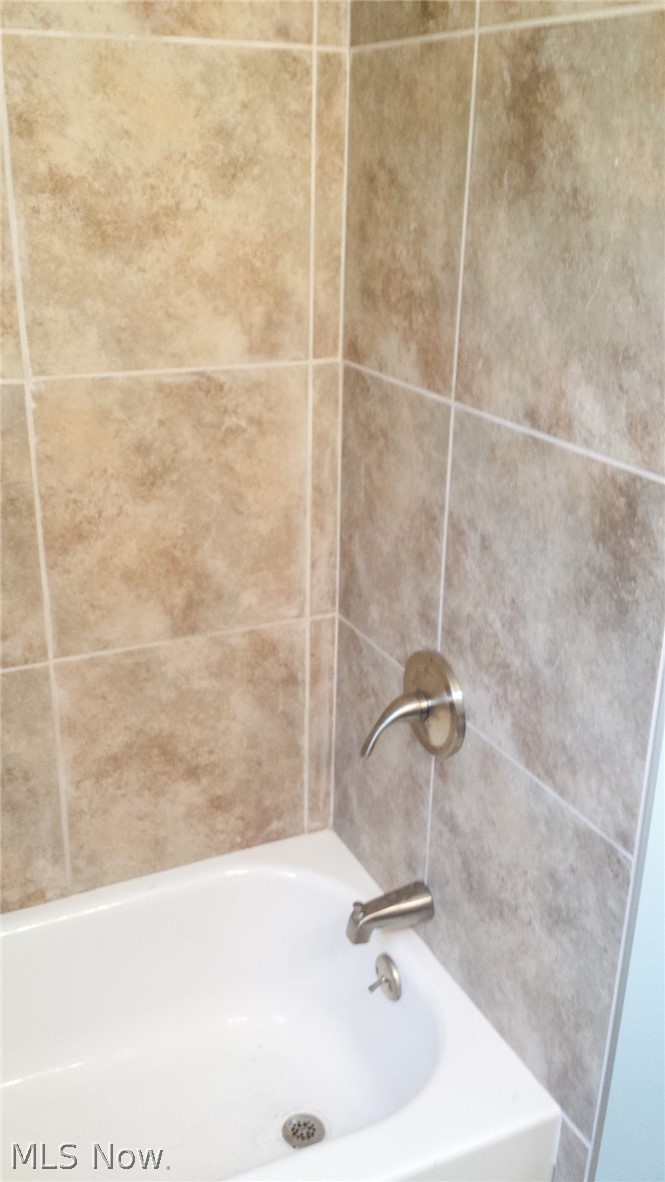 225 Grandview Avenue NW Canton OH 44708
