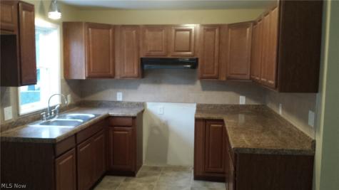 225 Grandview Avenue NW Canton OH 44708