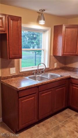 225 Grandview Avenue NW Canton OH 44708