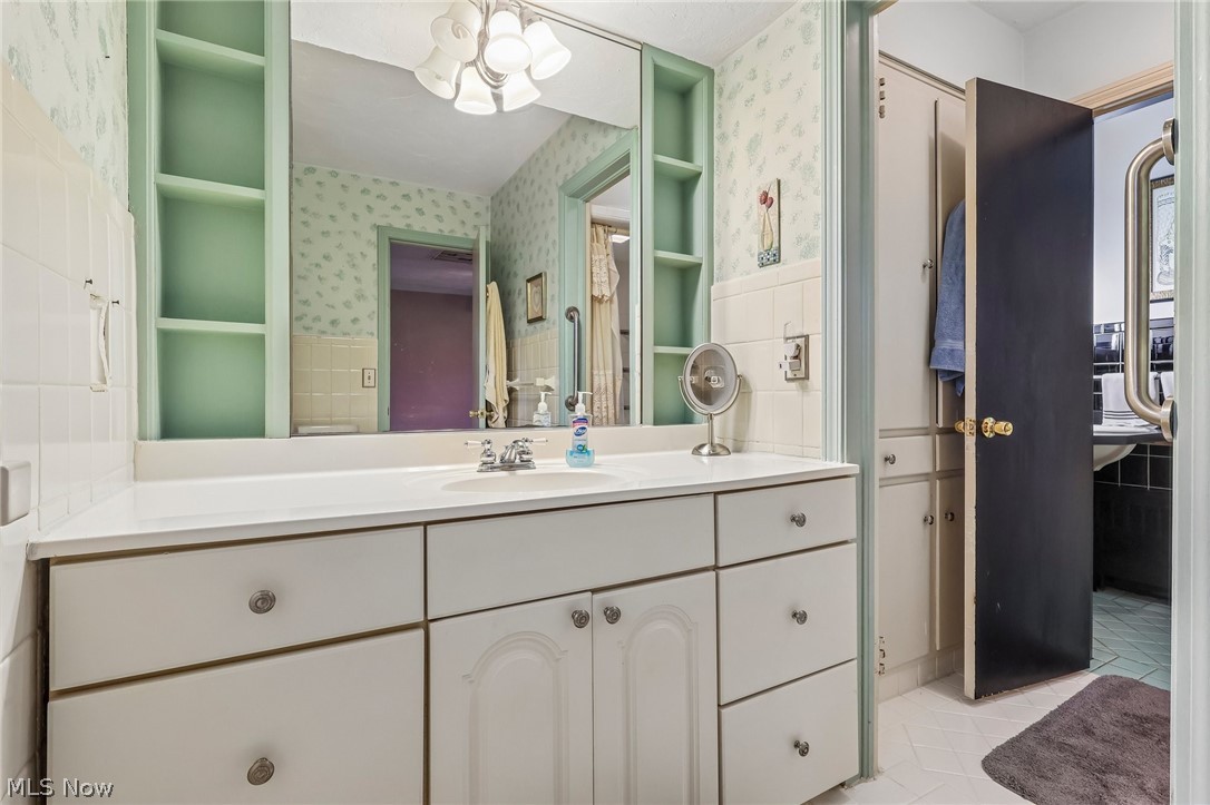 17191 Sagamore Road Walton Hills OH 44146