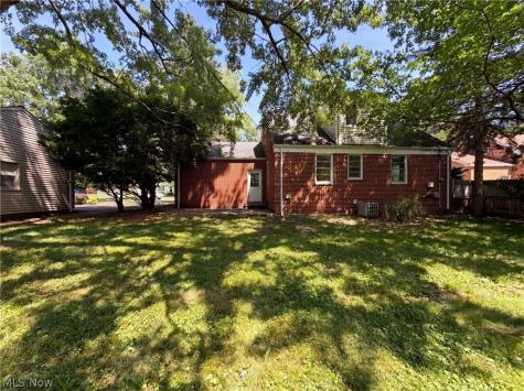 1384 Ford Road Cleveland OH 44124
