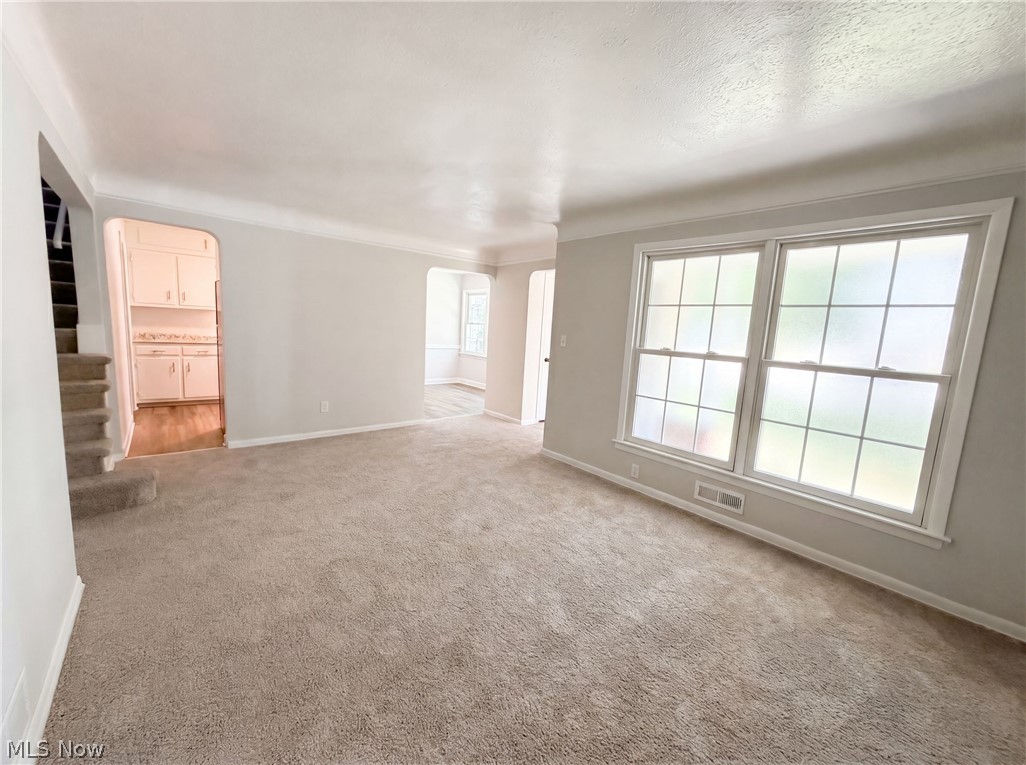 1384 Ford Road Cleveland OH 44124