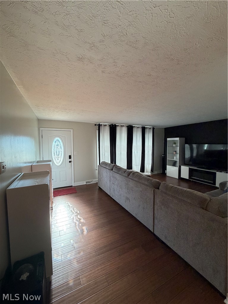 4725 Eric Avenue Cleveland OH 44109