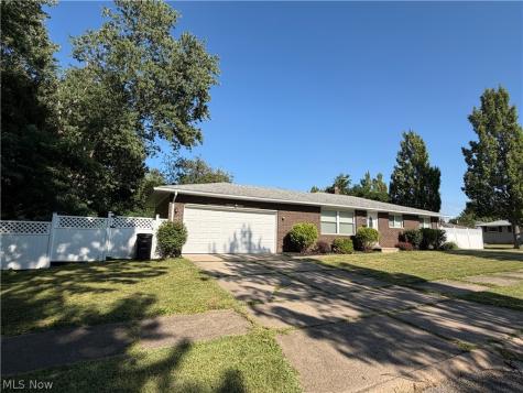 4725 Eric Avenue Cleveland OH 44109