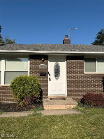 4725 Eric Avenue Cleveland OH 44109