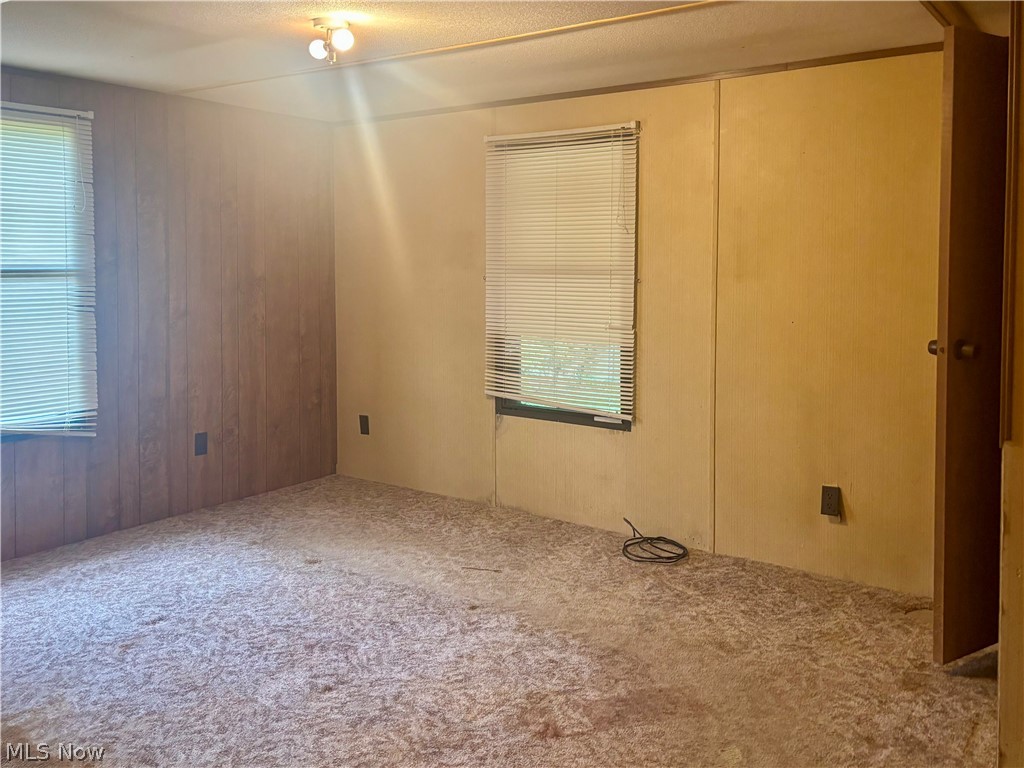 1879 Difford Drive Niles OH 44446
