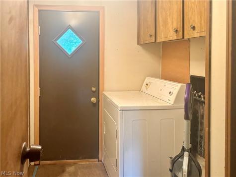 1879 Difford Drive Niles OH 44446