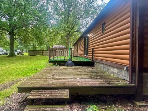 1879 Difford Drive Niles OH 44446