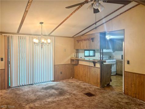 1879 Difford Drive Niles OH 44446