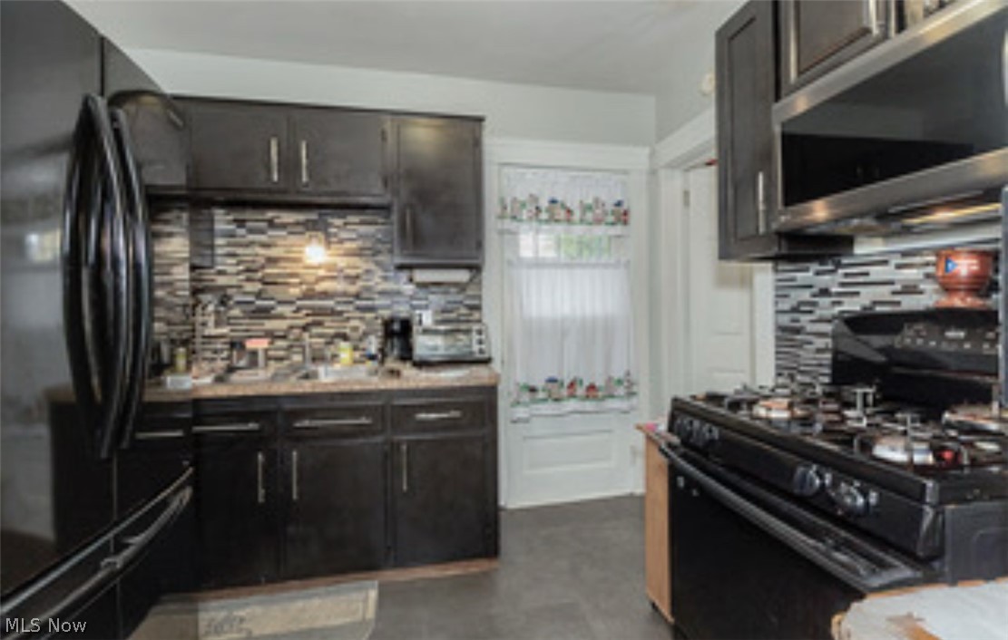 3336 W 90th Street Cleveland OH 44102