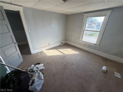 3569 Independence Road Cleveland OH 44105