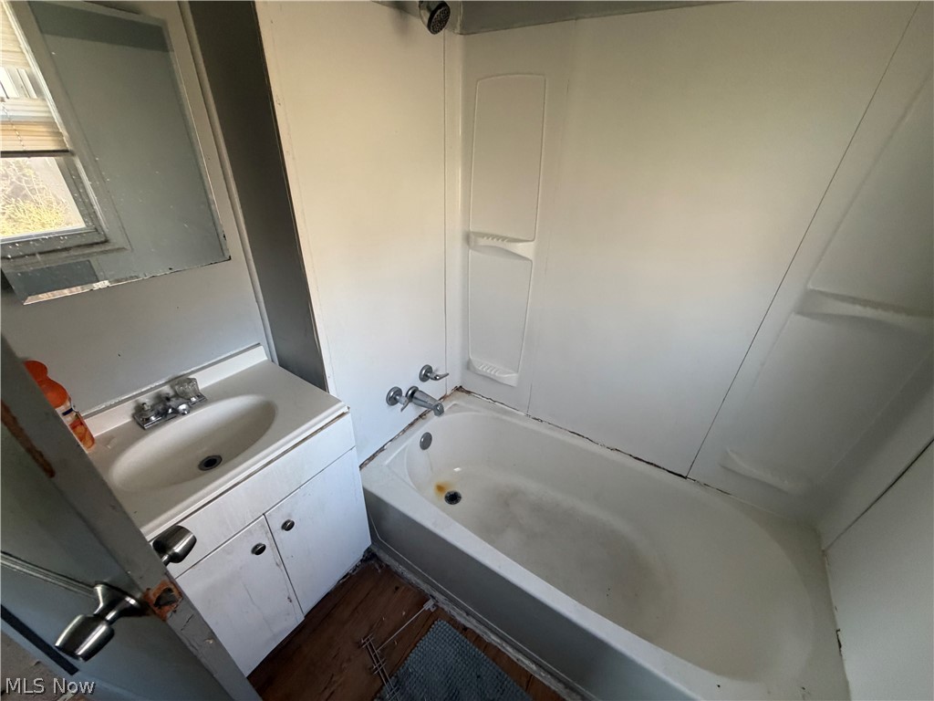 3569 Independence Road Cleveland OH 44105
