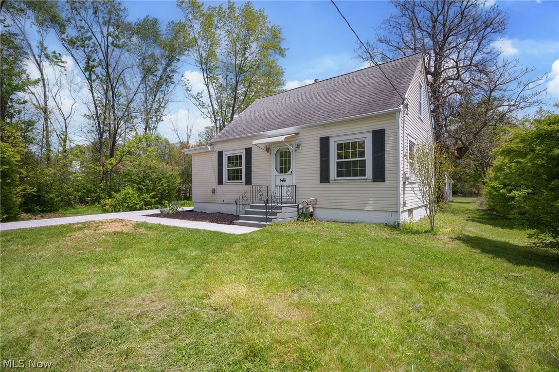 7531 Macedonia Road Oakwood OH 44146