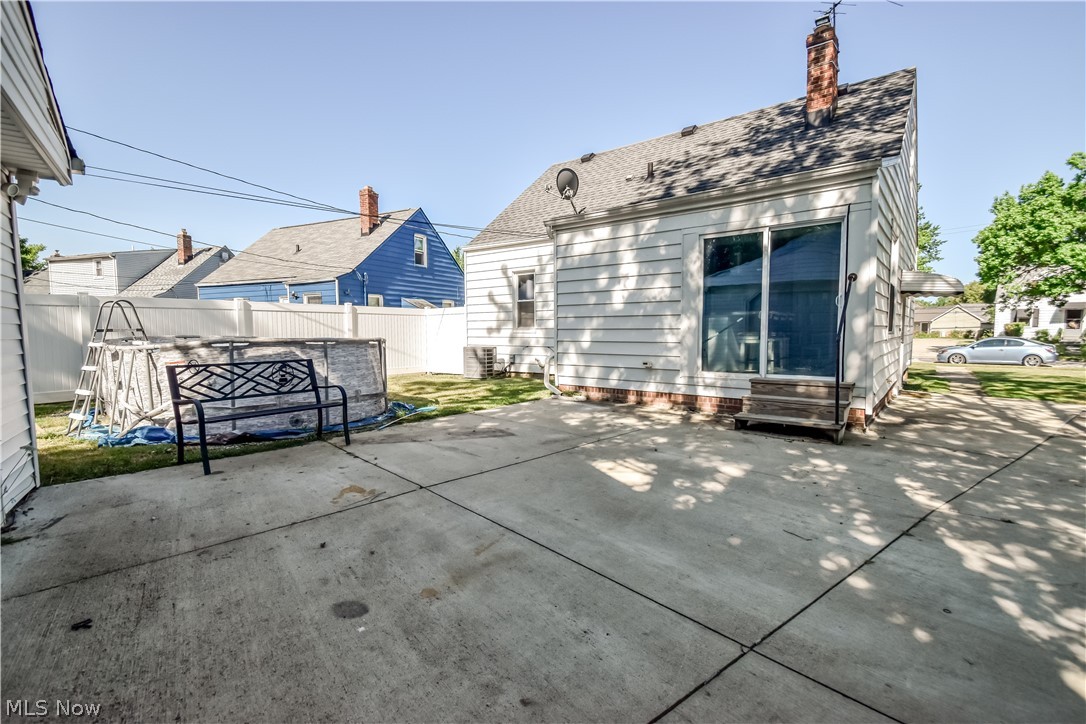 3833 E 186th Street Cleveland OH 44122