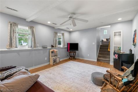 1525 Mckinley Avenue Brunswick OH 44212