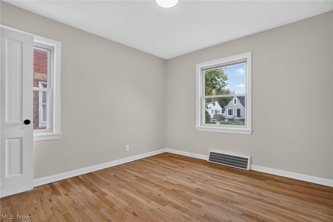 13517 Saint James Avenue Cleveland OH 44135