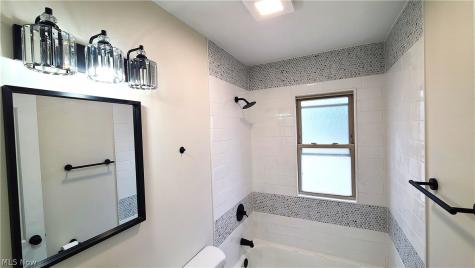 13517 Saint James Avenue Cleveland OH 44135