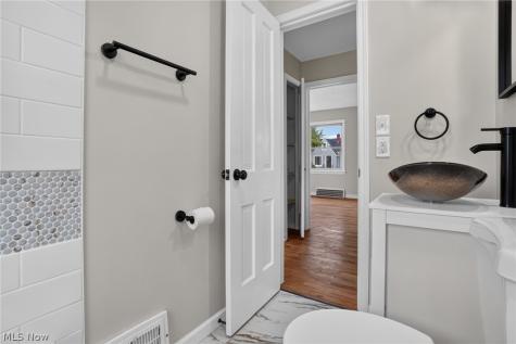 13517 Saint James Avenue Cleveland OH 44135
