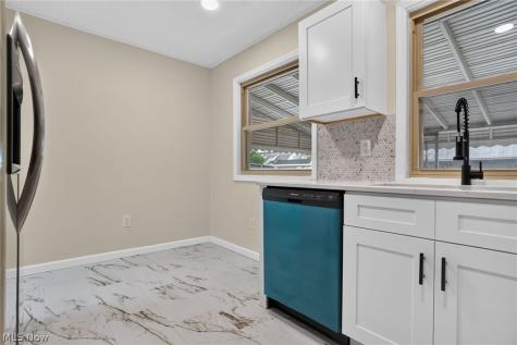 13517 Saint James Avenue Cleveland OH 44135